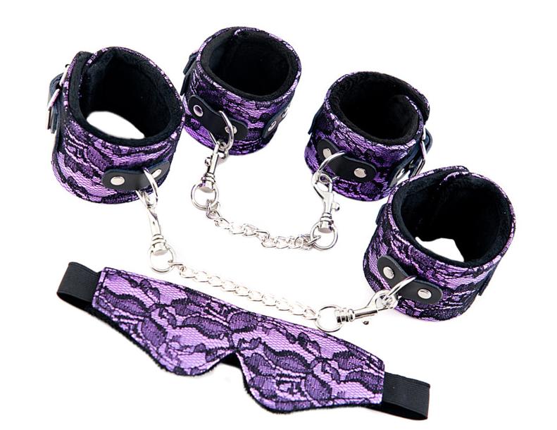 Кружевной набор TOYFA Marcus фиолетовый:наручники, оковы и маска