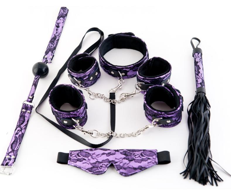 Кружевной наборTOYFA Marcus фиолетовый: маска, наручники, оковы, ошейник, флоггер, кляп